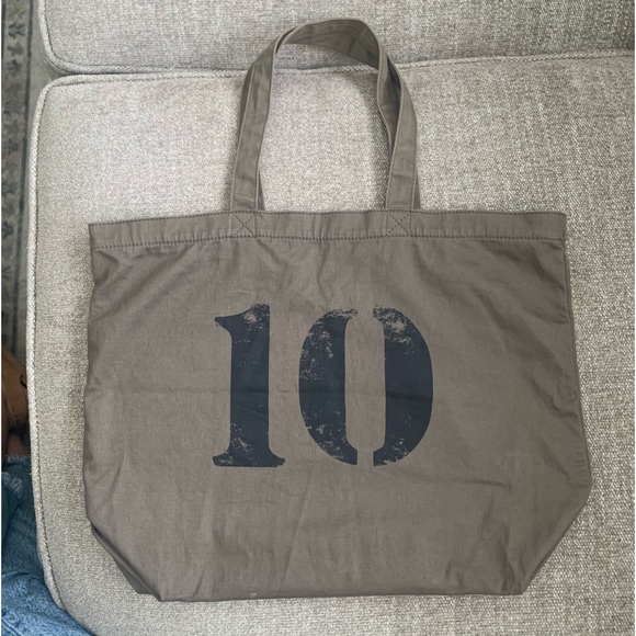 ✨ Help FEED 20 Cotton Shopper Tote - Picture 2 of 9